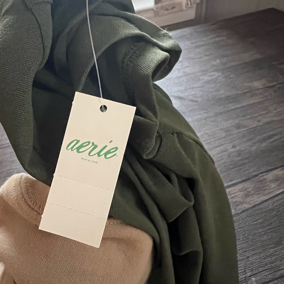 aerie Mesh Crop Top XS - Picture 6 of 6